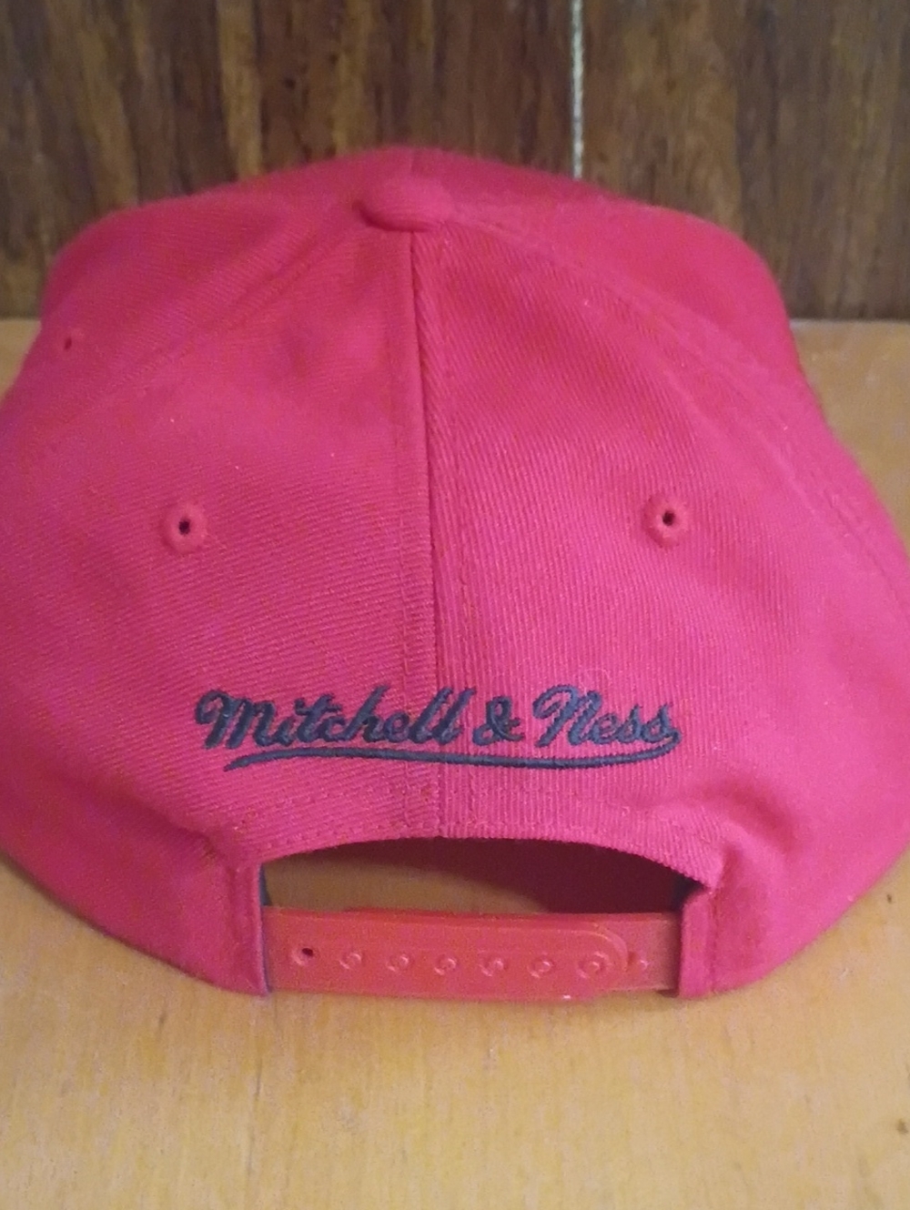 Mitchell & Ness Toronto Raptors hat - Picture 3 of 7